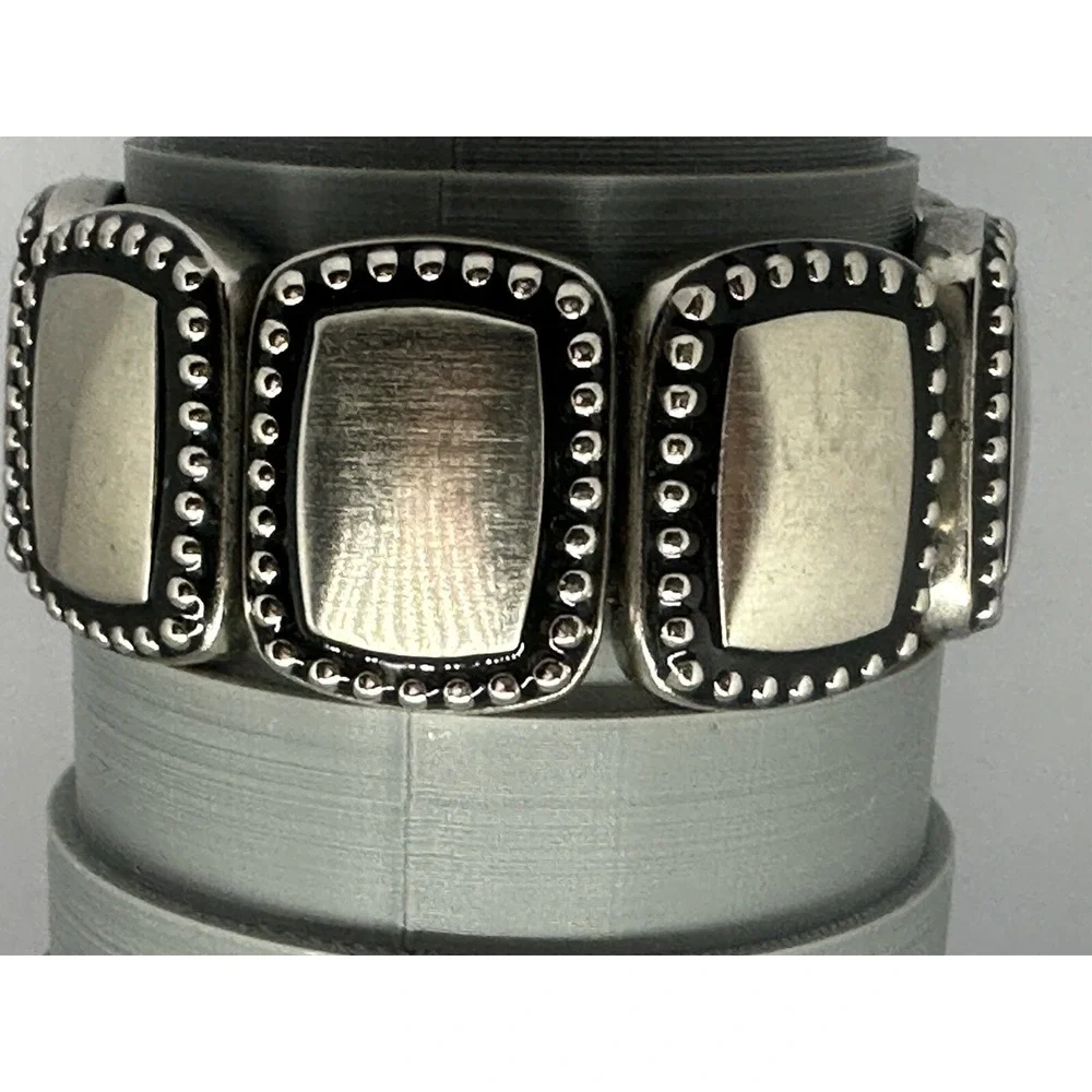 Amy Kahn Russell‎ Watch New Battery Mother of Pearl Stretch Bracelet Watch 6.5